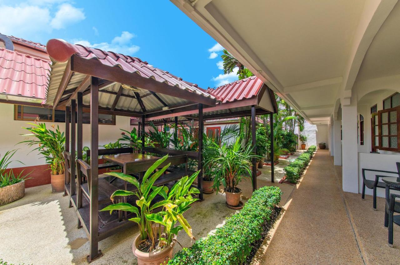Panda Hotel Patong Bagian luar foto
