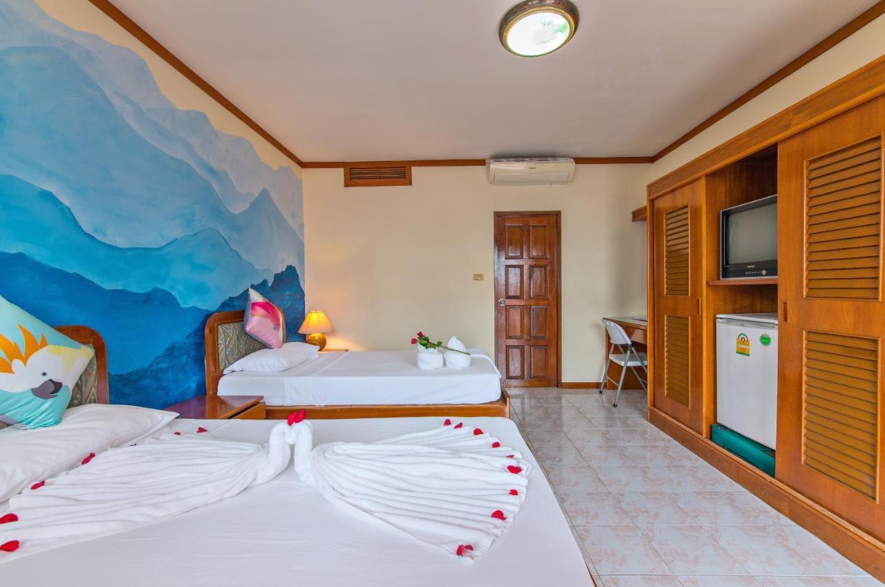 Panda Hotel Patong Bagian luar foto